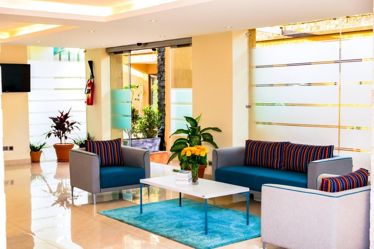 Canary Hotel Kampala Exterior photo